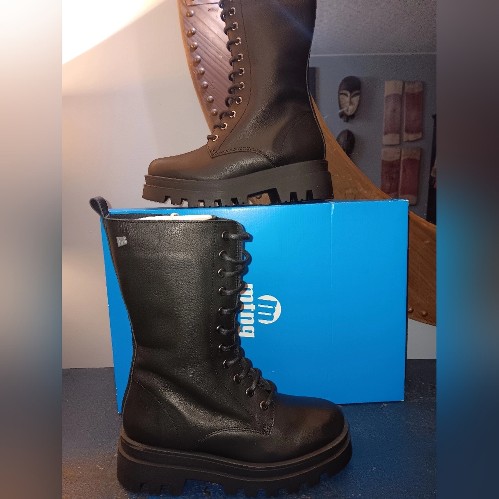 MTNG leather boots
